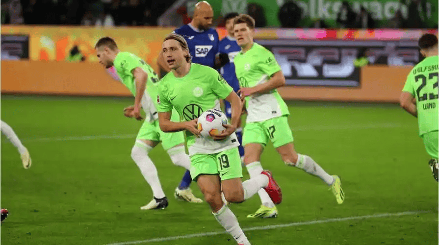 德甲解析：美因茨VS沃尔夫斯堡 保级刚需遇防线乱象，数据揭秘谁能抢占先机